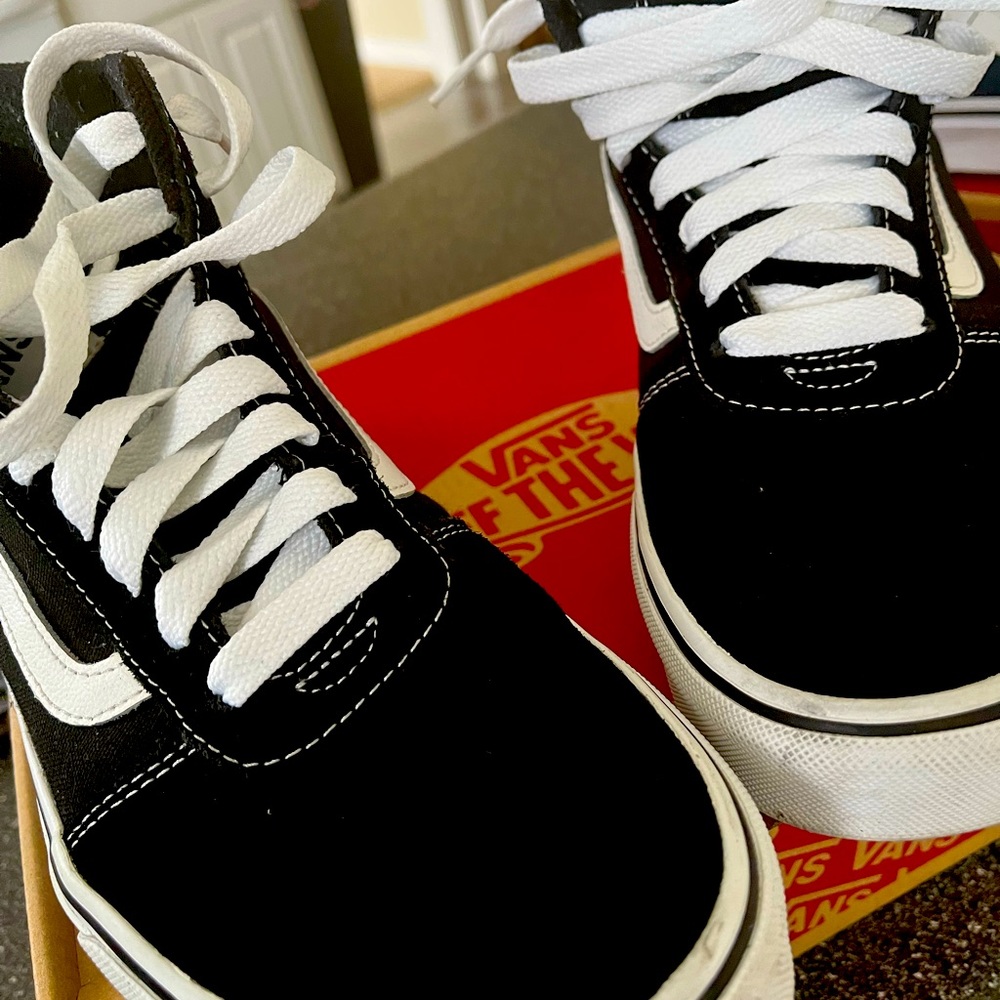 Vans size 8 in women